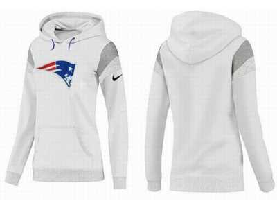 Women New England Patriots Pullover Hoodie-082
