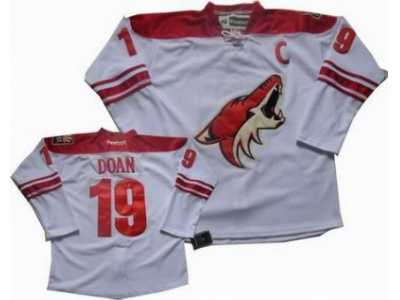 nhl Phoenix Coyotes #19 Shane Doan white C patch